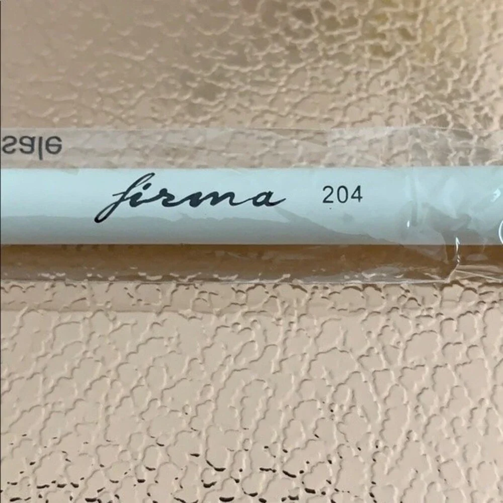Firma Beauty Wide Eyeshadow Blender Brush #204